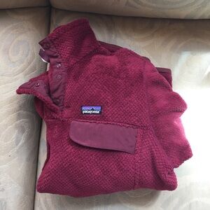 Patagonia Women's Burgundy Fleece Pullover